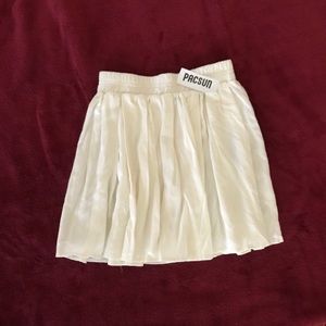 Mini Skirt in Cream, Brandy Melville
